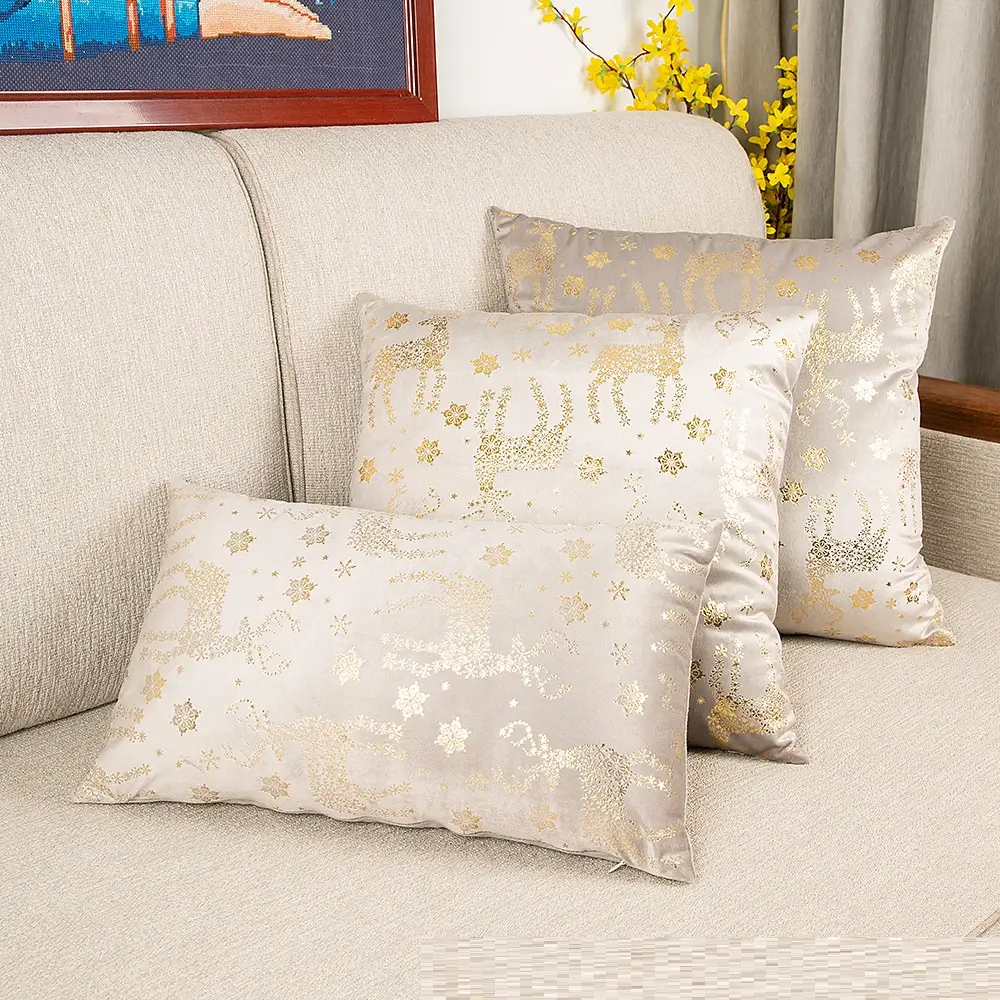 Netherlands Velvet Bronzing Christmas Style Pillow Cover