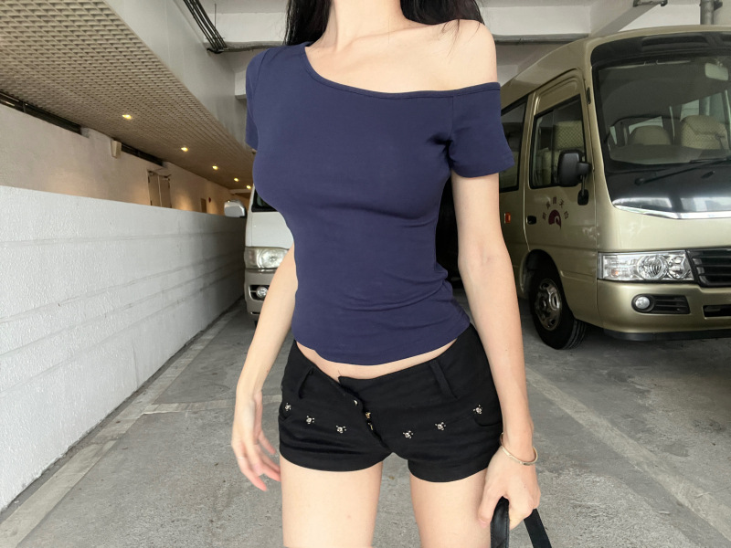 Title 3, Short Bare Midriff Slim Fit Versatile Student T...