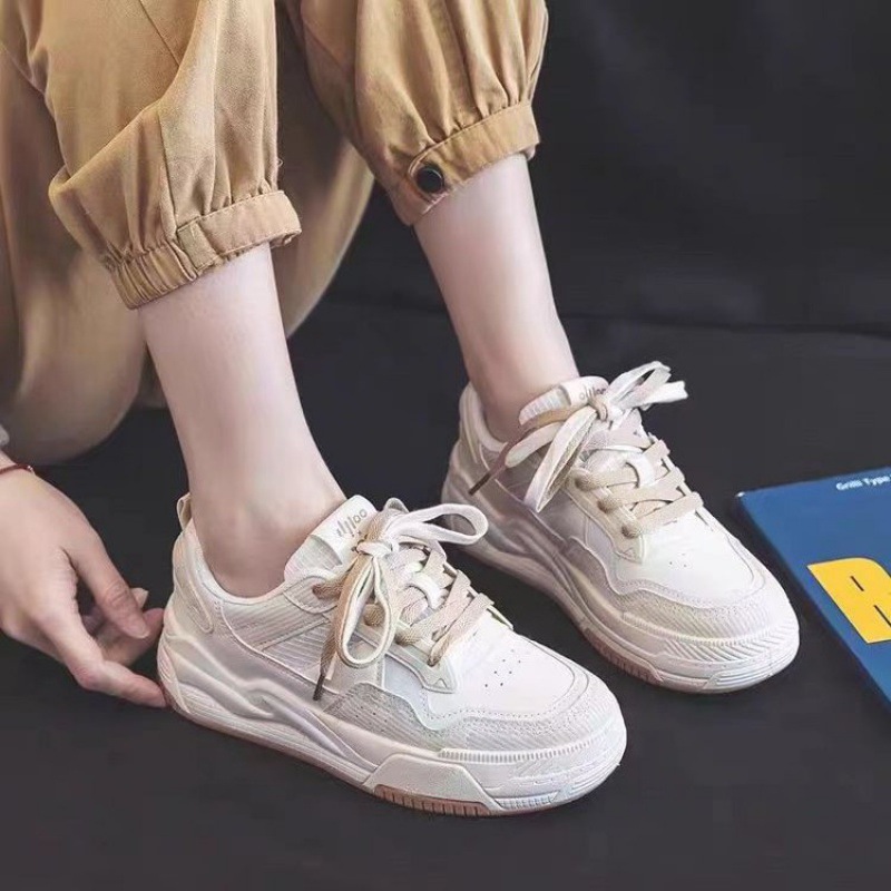 Spring Rubber Sneaker Low Top - Image 3