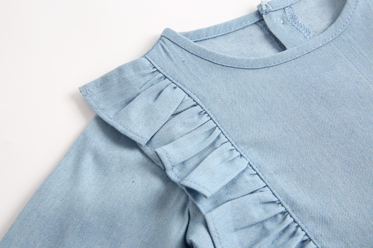 Title 6, Baby denim romper met wikkeldesign en anti-wind...