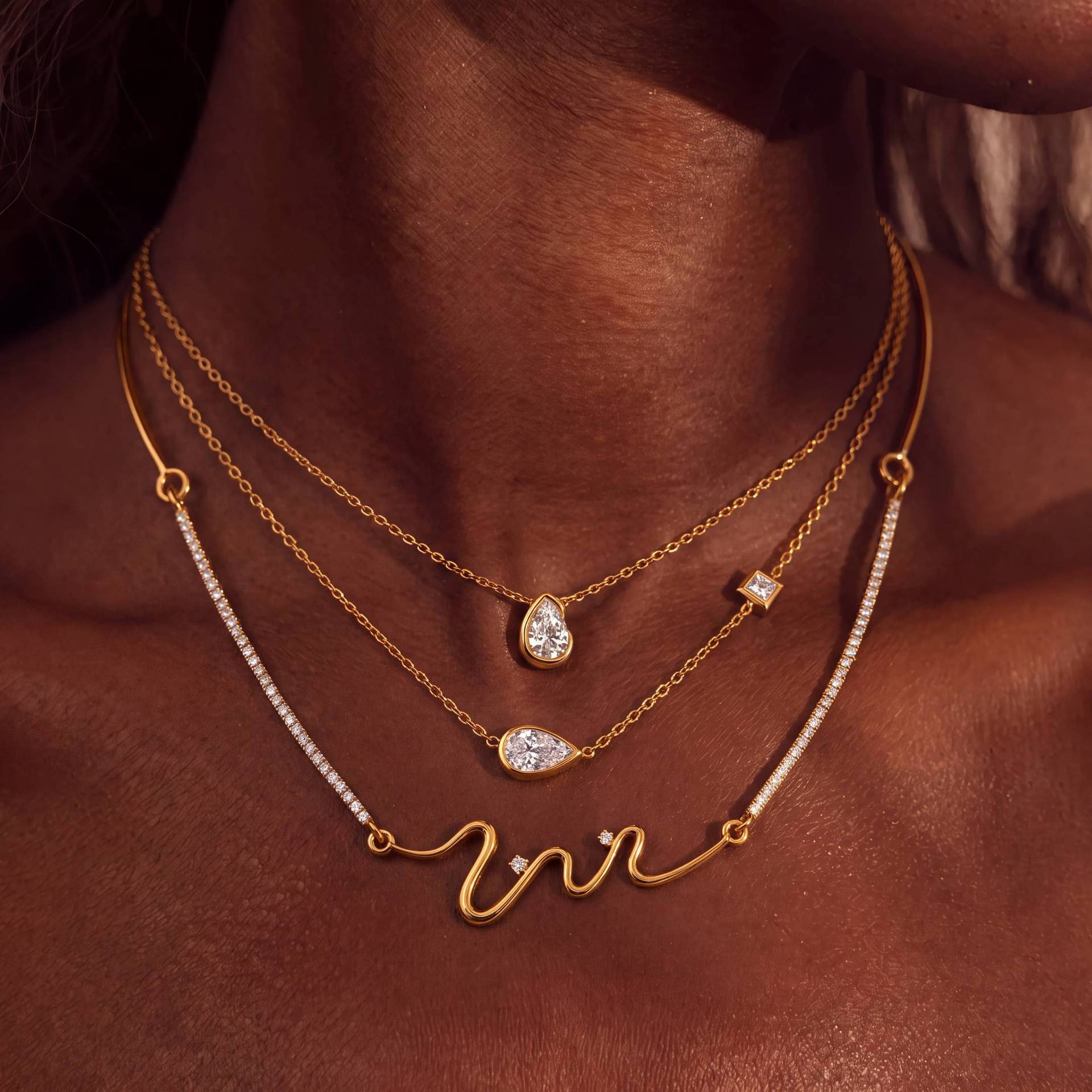 Fashionable Personalized Minimalist Gold Wave And Twist-shaped Necklace