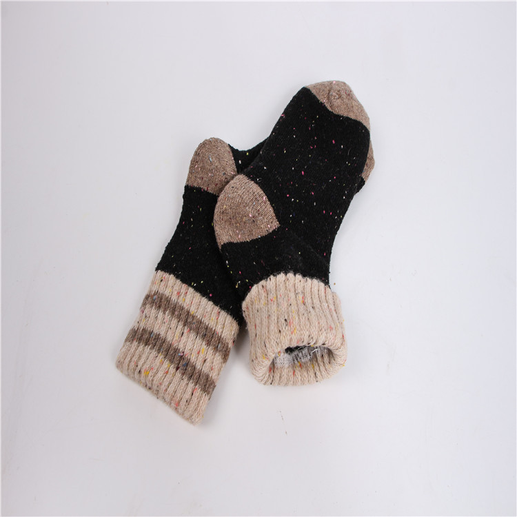 Title 9, Warme Damensocken für Herbst und Winter