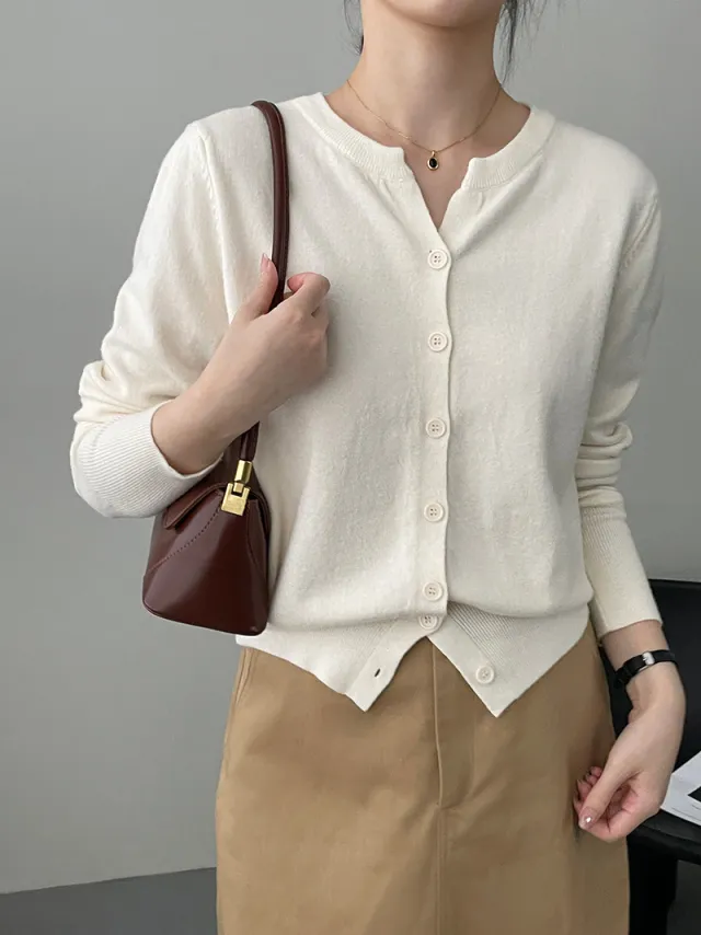 Gentle Pink Sweater Women's Soft Glutinous Skin friendly Sweater Beige - Shop at LoveMi