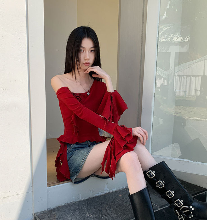 Oblique Shoulder Flower Long-sleeved Top Female Hot Girl Slim Fit Slimming T-shirt