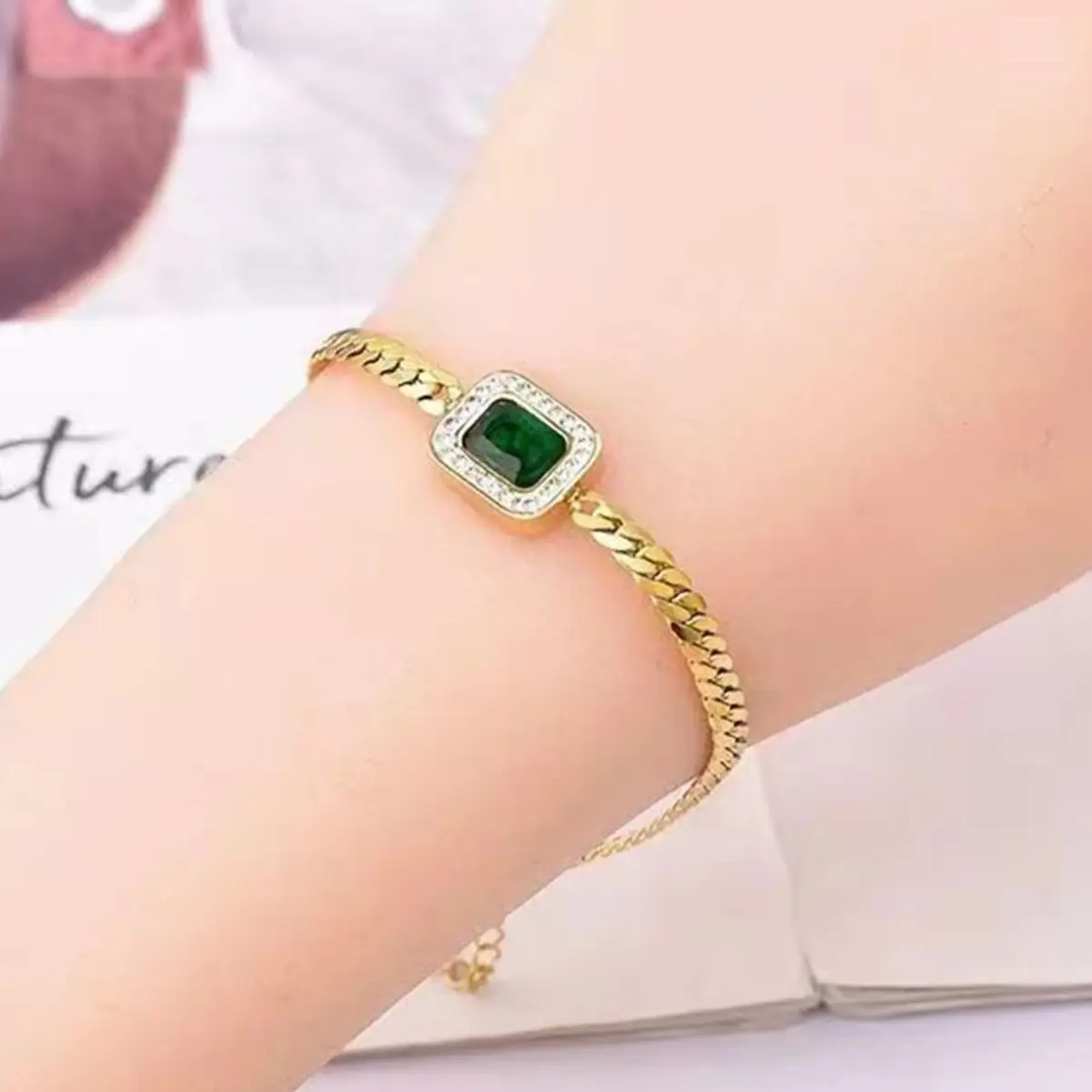 Titanium Steel Green Zircon Inlaid Mud Diamond Colorfast Women's Fashion Bracelet