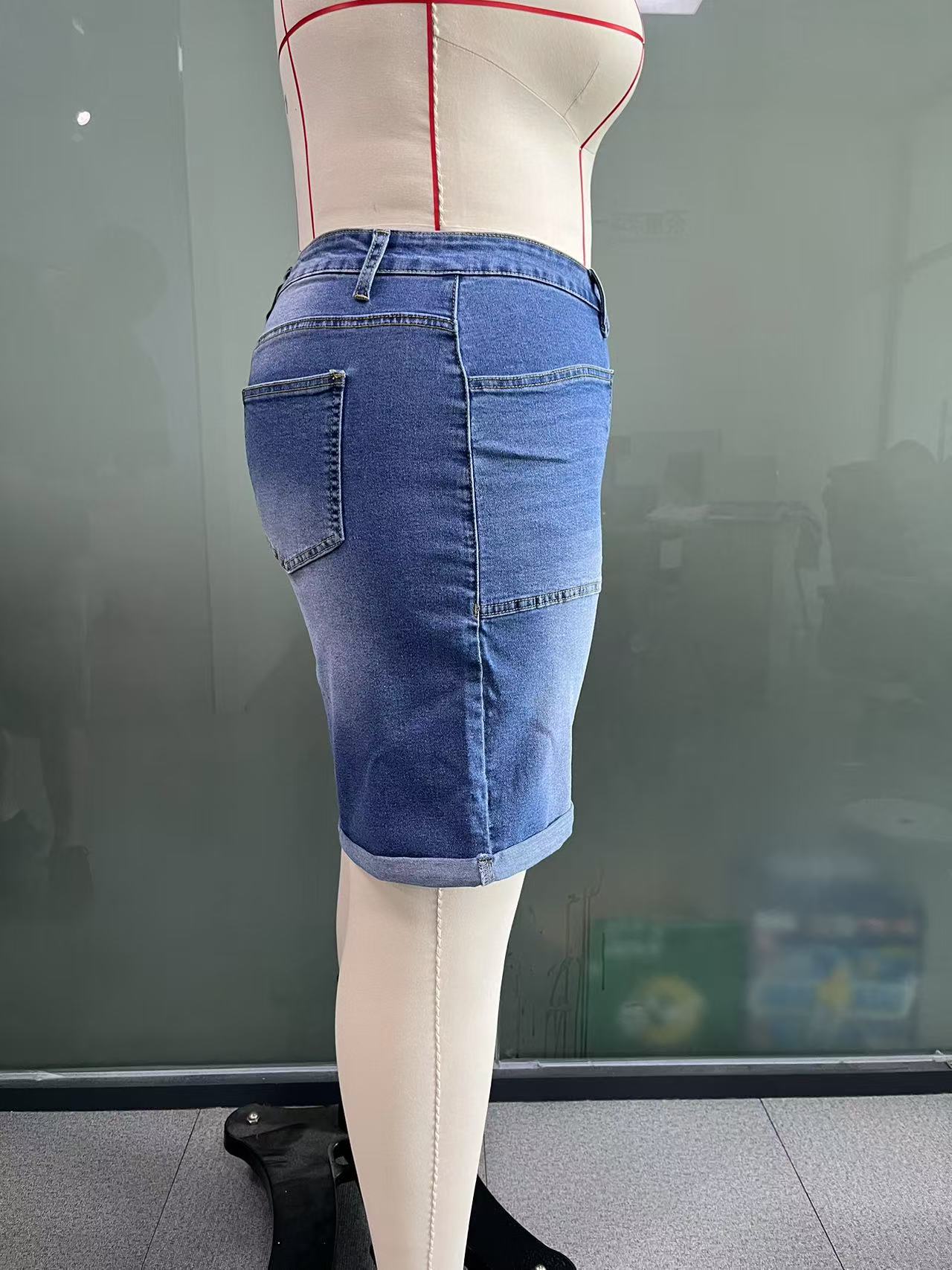 Comfort Stretch Mid-Rise Bermuda Straight-Leg Denim Shorts Comfort Stretch Mid-Rise Bermuda Straight-Leg Denim Shorts