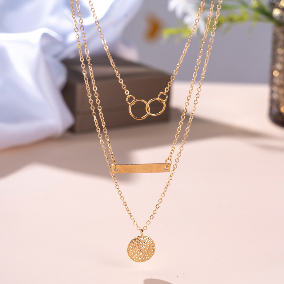 Fashionable Minimalist Multi-layer Rectangular Pendant Necklace