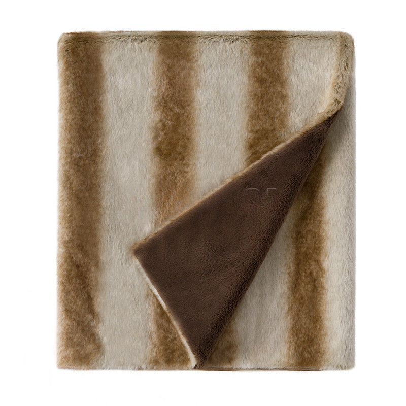 Double-Sized Sofa Blanket  Soft Fleece Lined Throw Blanket For Living Room European Style Home Decor Accent