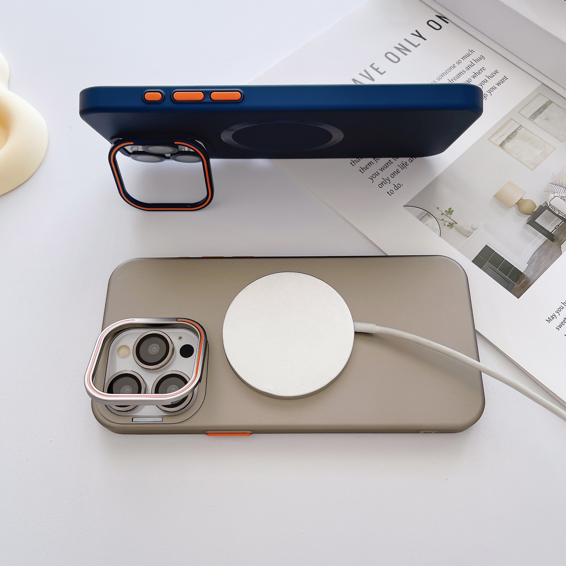 Frosted Magnetic Bracket With Lens Protector - Image 10