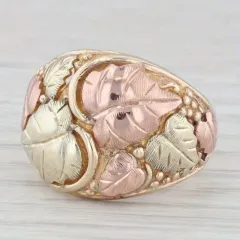 Enamel-colored Irregular Oval Geometric Ring With A Designer Aesthetic For Women - Gold - View 1