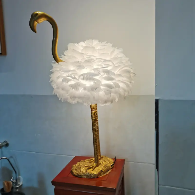 Creative Nordic Flamingo Feather Table Lamp