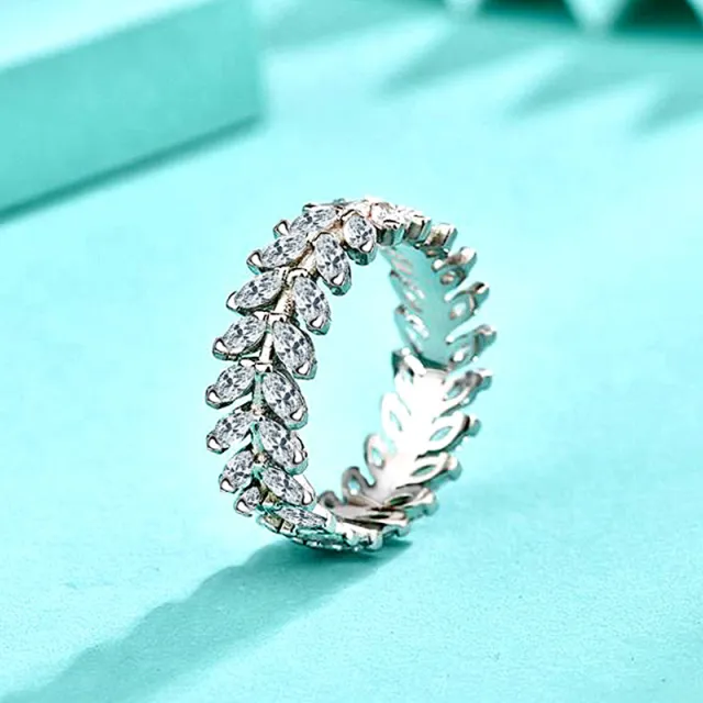 Ring Female Niche High grade Light Luxury Closed Ring Inlaid Zircon Ring White Gold Color - Shop at LoveMi