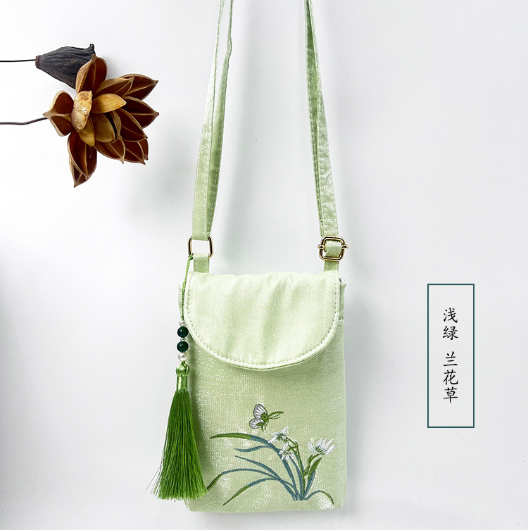 Embroidered Artistic Crossbody Bag For Women — image 1