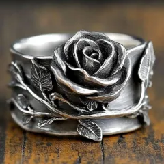 Vintage Rose Exaggerated And Luxurious Ring - Silver - View 1