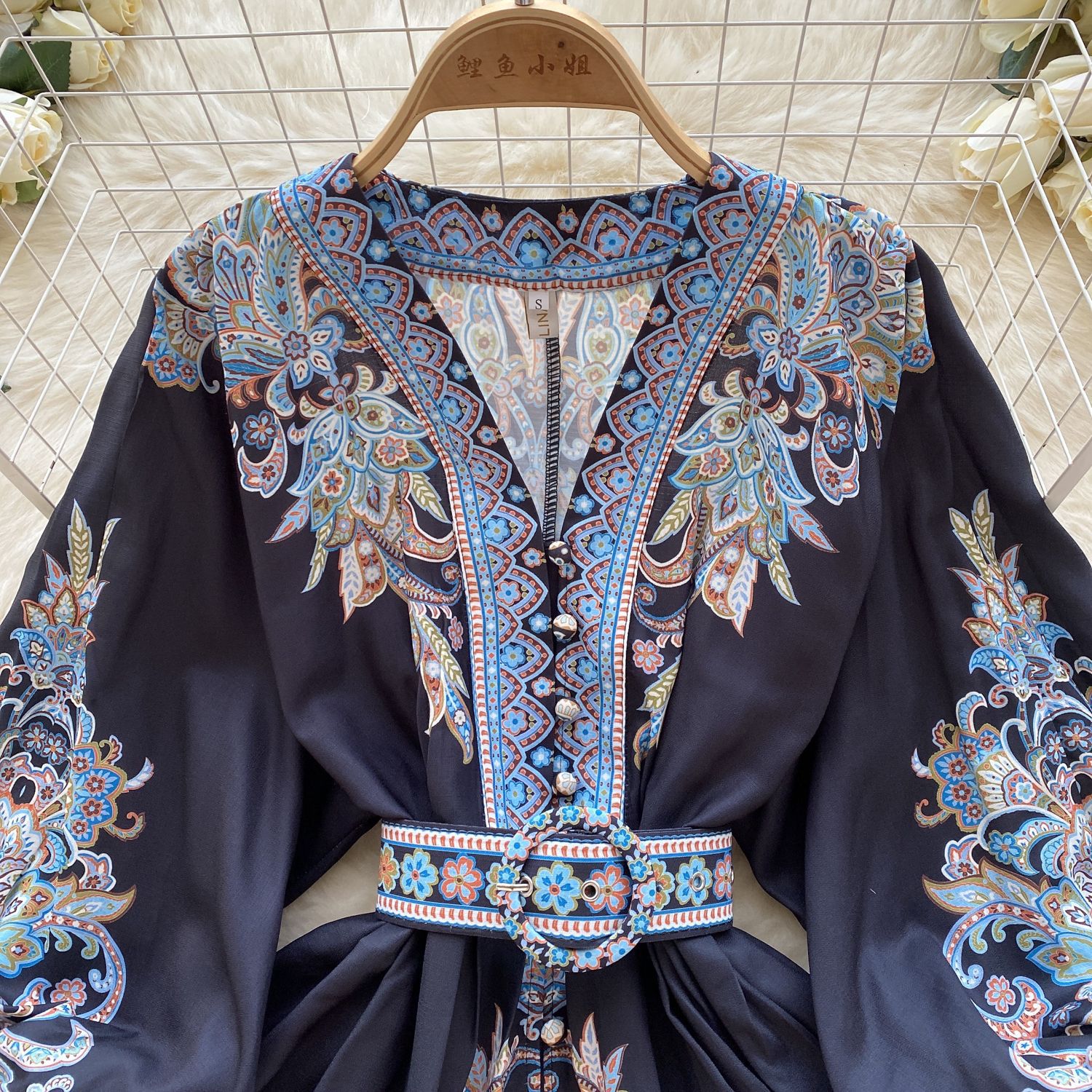 https://cf.cjdropshipping.com/quick/product/2d6fda67-dd3f-405f-b37b-8b84cdb857b4.jpg