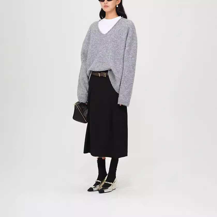 Gray Knitted V-neck Sweater Suit Women's Wide Leg Pants Scarf Three-piece Set