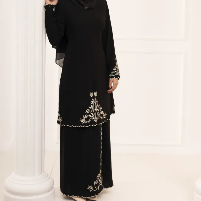 Malay Middle East Exquisite Embroidery Suit Women Black - Shop at LoveMi