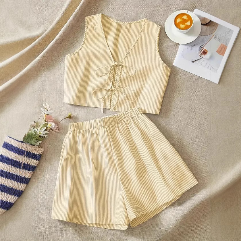 Loose Back Patch Pocket Striped Suit