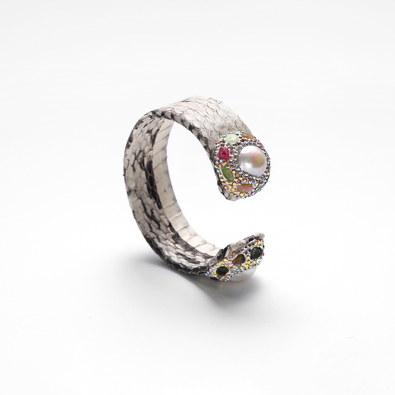 Baroque Round Bracelet, picture 4 of 5