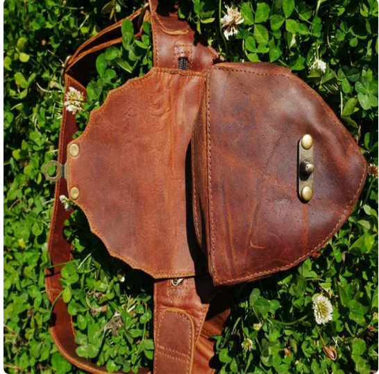 Steampunk European And American Retro Heart-shaped Belt Satchel — foto 9