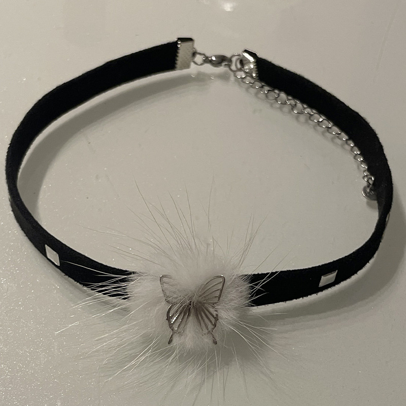 White Fur Ball Butterfly Necklace For Women Special-interest Design