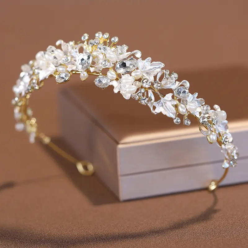 Pearl Elegant Crown Headdress Female Birthday Crown Wedding Dress Hair Accessories