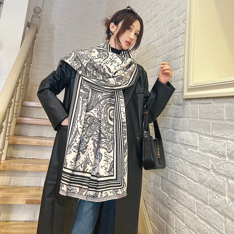 https://cf.cjdropshipping.com/quick/product/2eb0f39e-347a-472b-bc7d-e9d2595471c8.jpg