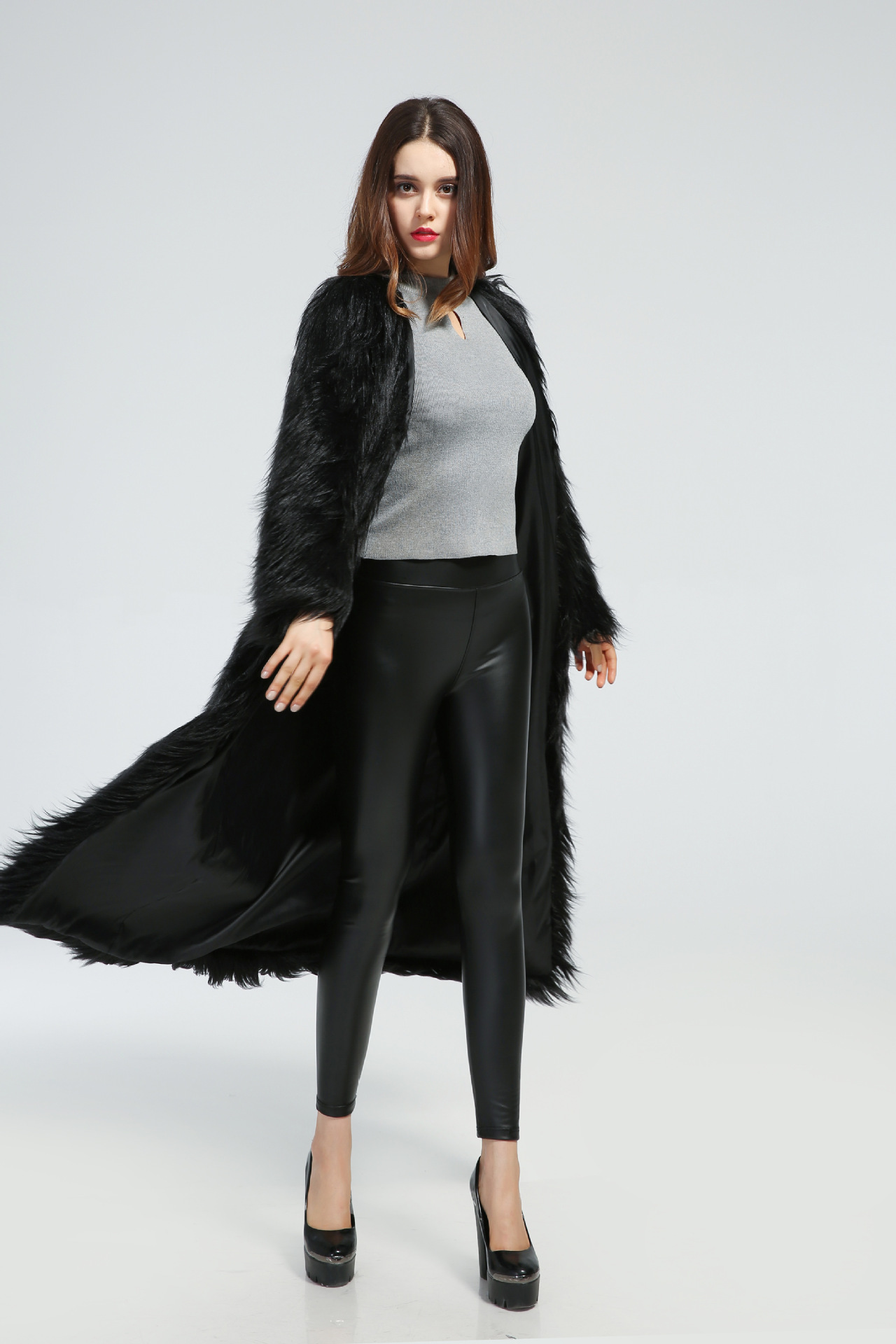 Loose Faux Fur Coat, picture 5 of 8