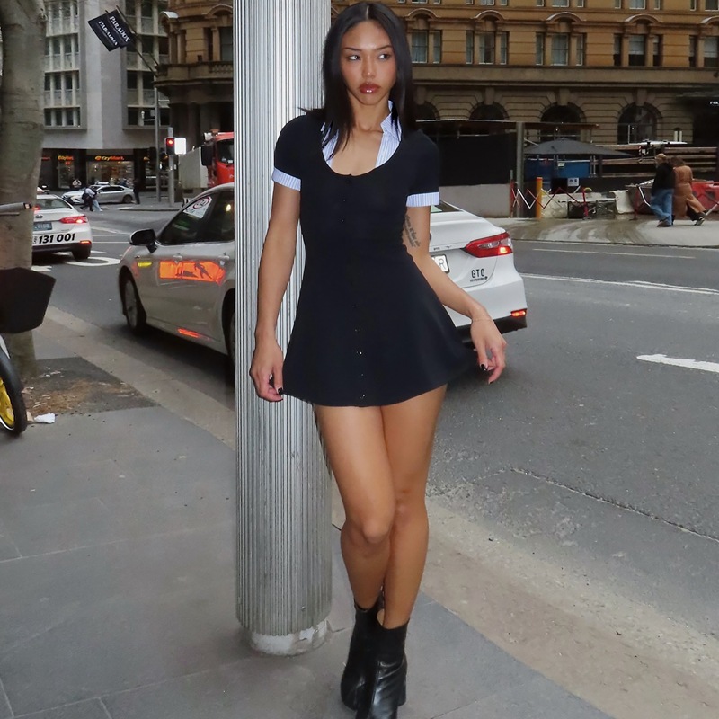 Buy Women's Clothing Online | Buy Trending Dresses for Women