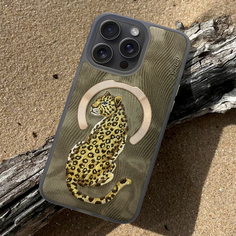 Embroidery Light Luxury Phone Case — image 1