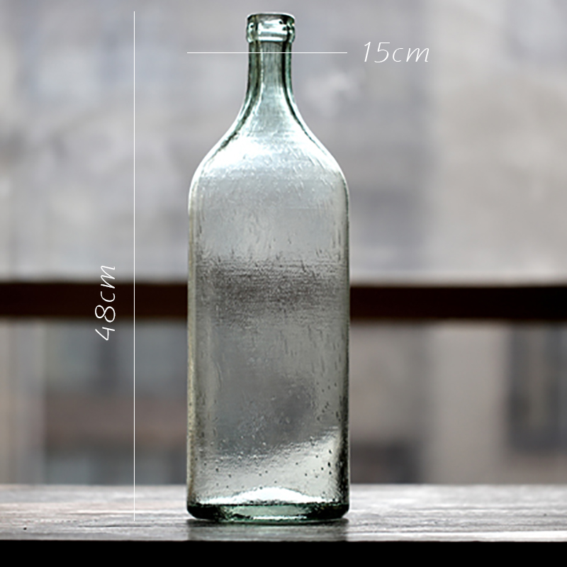 Retro Artisan Designed Decorative Glass Vase 7