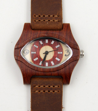 Qians Casual Wooden Watch A High-quality Sandalwood Timepiece With An Eye-catching Dial