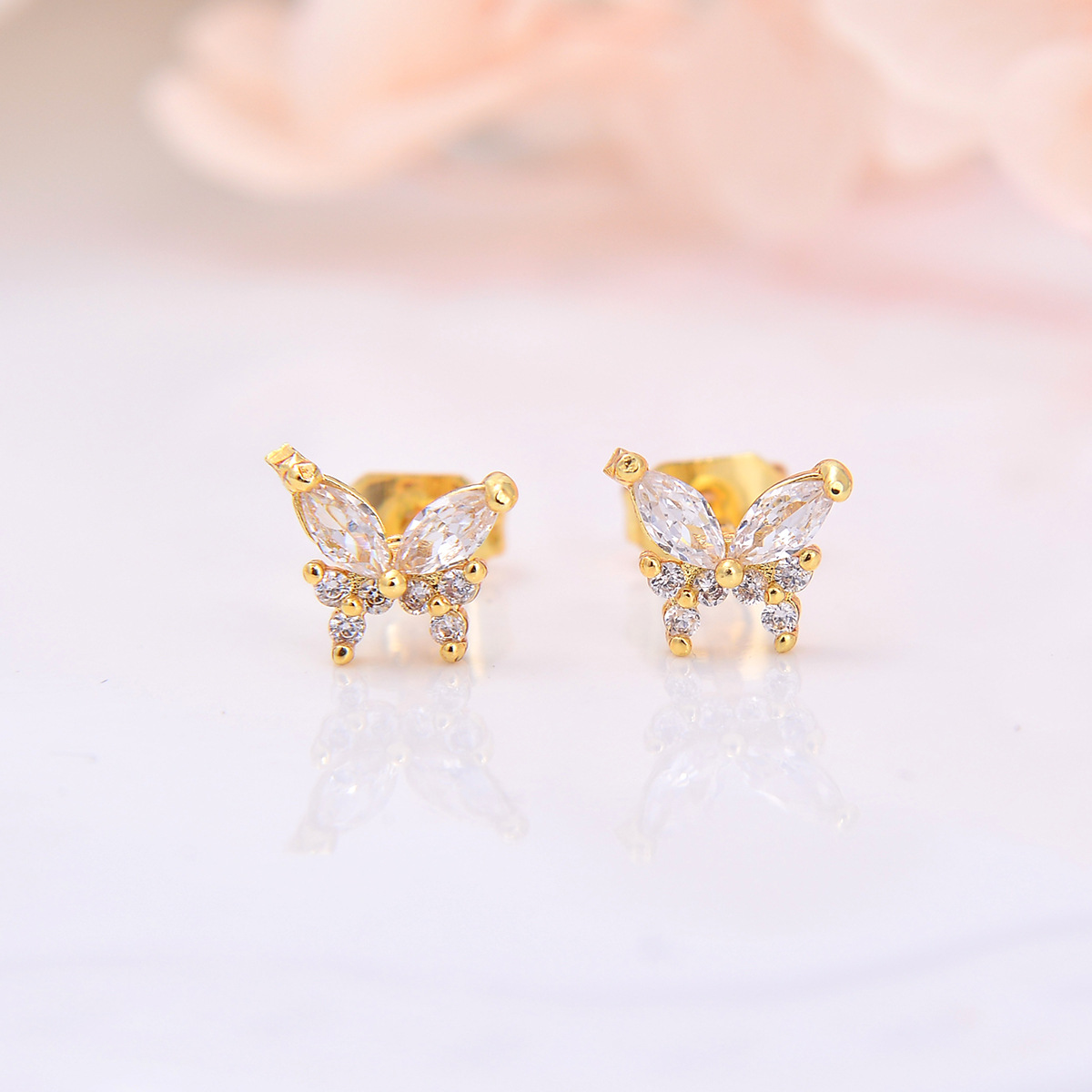 Copper Zircon-encrusted Stud Earrings Ornament