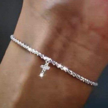 Women's Fashion Cross Pendant Necklace Shiny