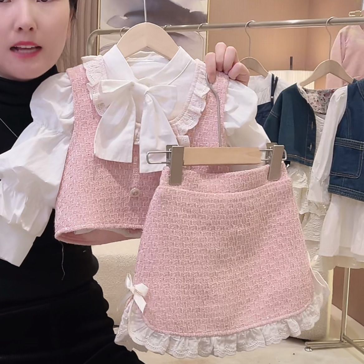 Little Girls Chanel-Style Fashionable Vest Top And Skirt Set