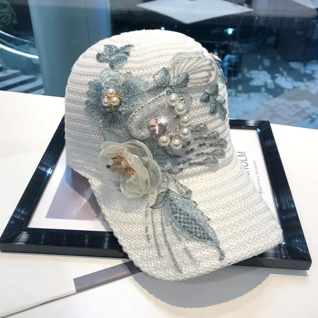 Knitted Flower Rhinestone Baseball Cap Women's Handmade Applique Sunshade Love Style White - Shop at LoveMi