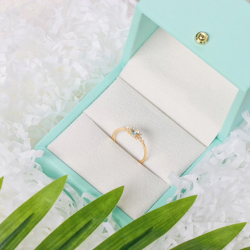 https://cf.cjdropshipping.com/quick/product/2f6299a0-8bc1-46e2-b3d6-642f8fe267fa.jpg
