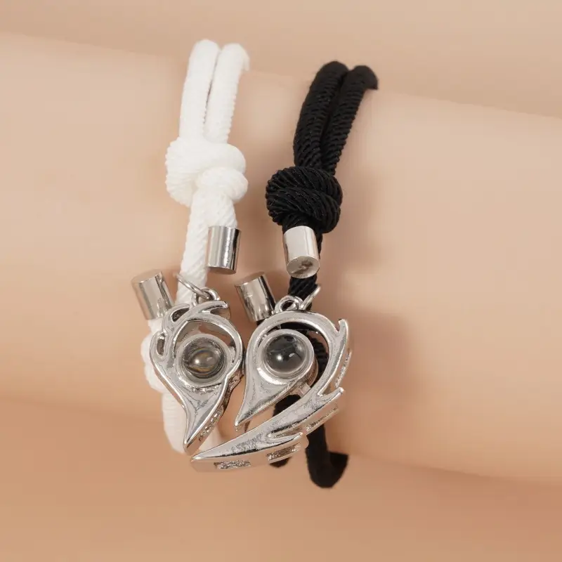 Heart-shaped Magnetic Buckle Bracelet Europe And America Creative Personality Alloy Couple