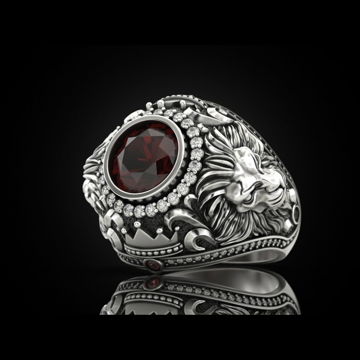 Vintage Mens Ring In Alloy Featuring A Lion Design With Diamond Accents