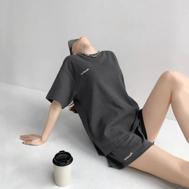 Stylish Loose fitting Figure flattering Short sleeve T shirt And Shorts Two piece Set Gray - Shop at LoveMi