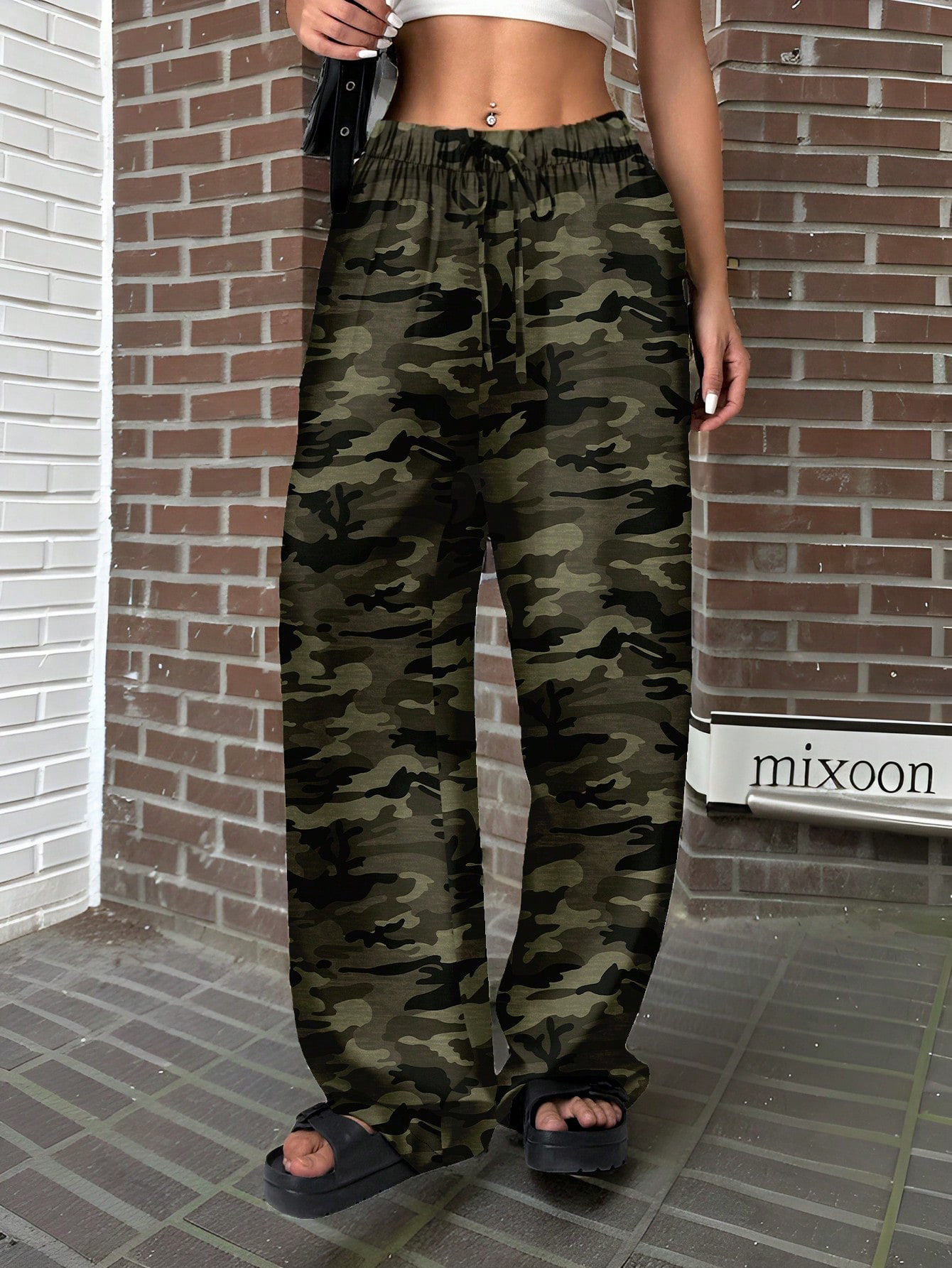 https://cf.cjdropshipping.com/quick/product/2ffc7c47-f74a-4cf4-97ab-a0d0c40cd0db.jpg