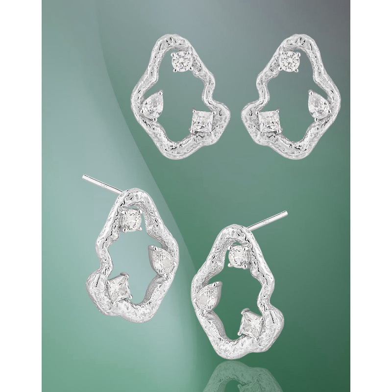 High-grade Temperament Irregular Hollow-out Diamond Stud Earrings For Women
