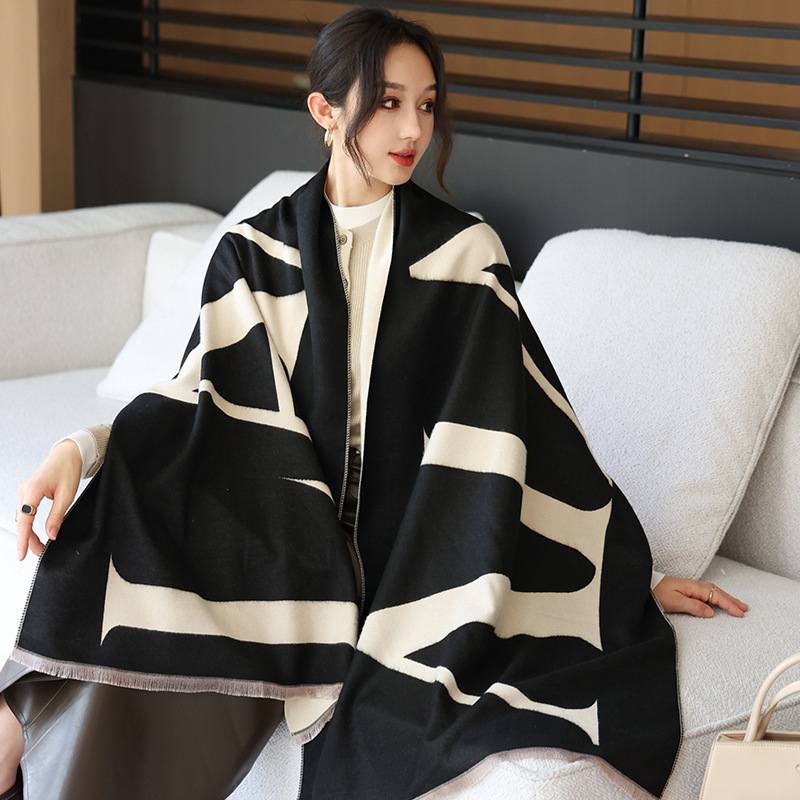 https://cf.cjdropshipping.com/quick/product/30088574-75d8-4187-9cd8-20d1aace938a.jpg