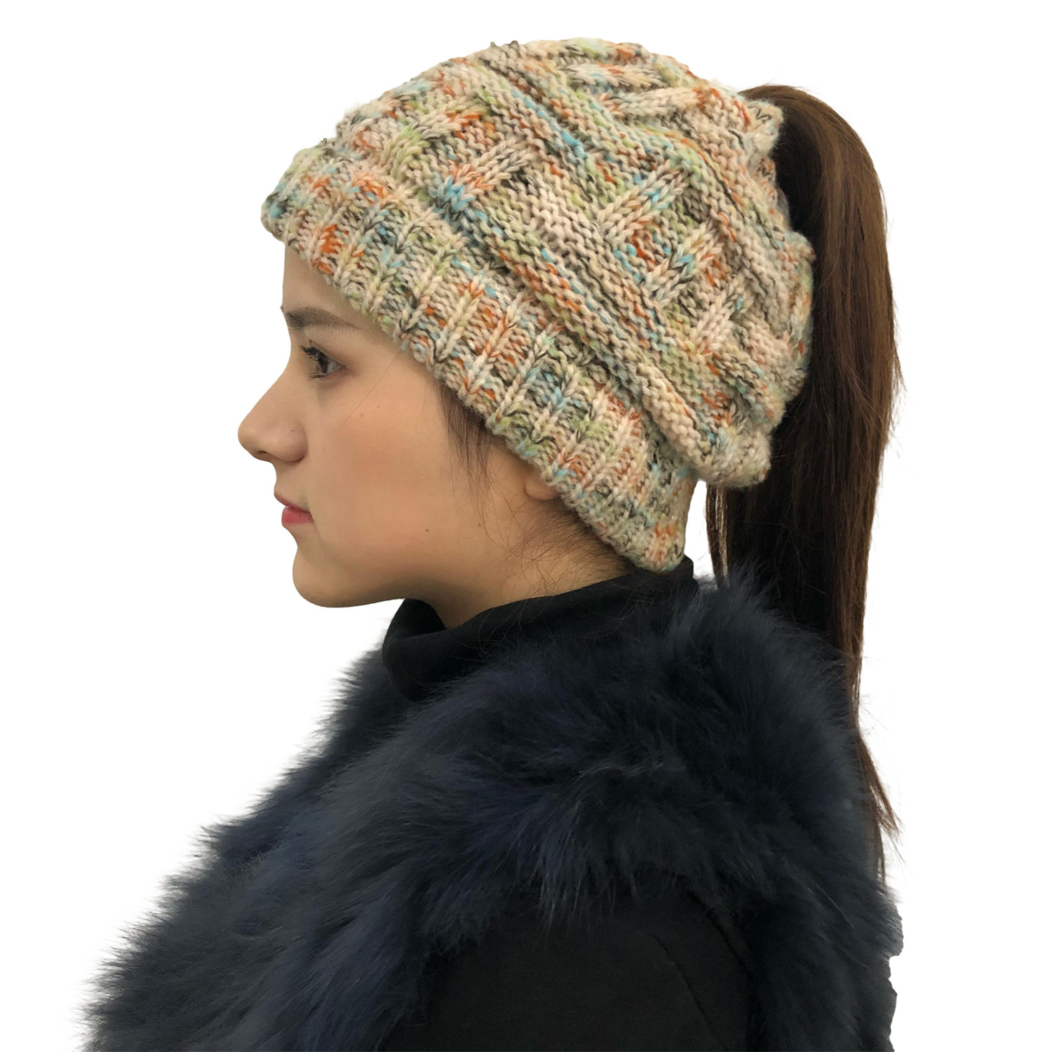 Title 4, Color pullover hat ponytailcap