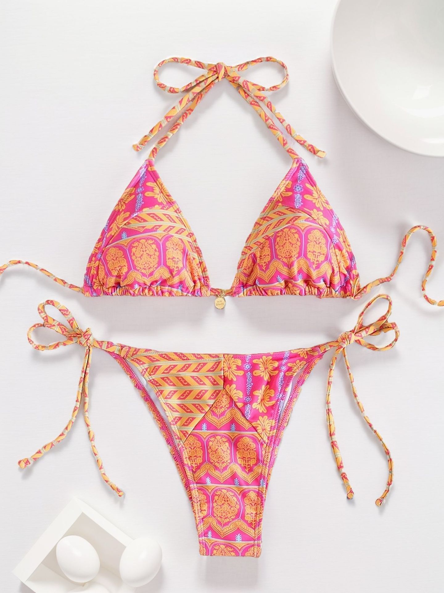 Title 6, Damen Bikini Split mit Print und Schnürung. Der...