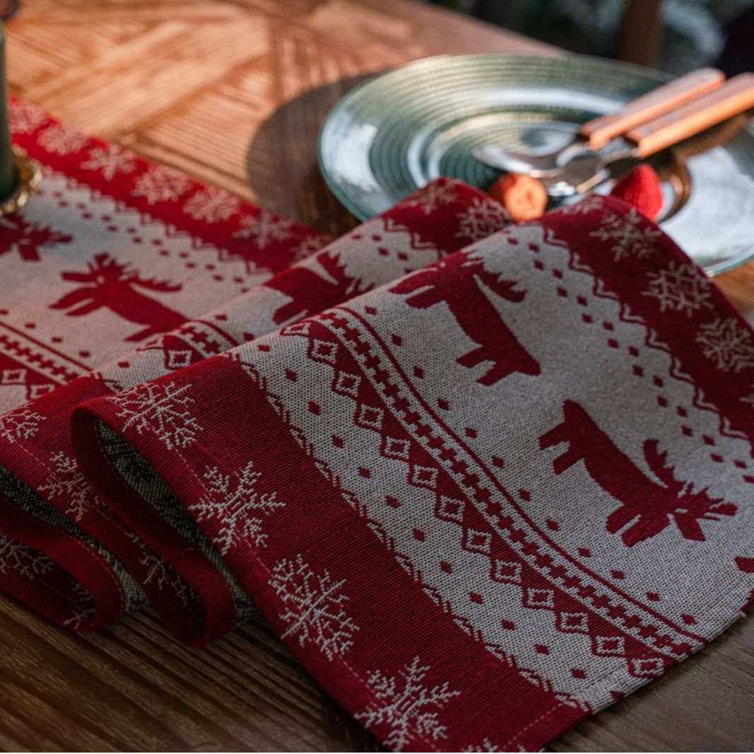 Home Christmas Jacquard Table Runner (Jacquard Red