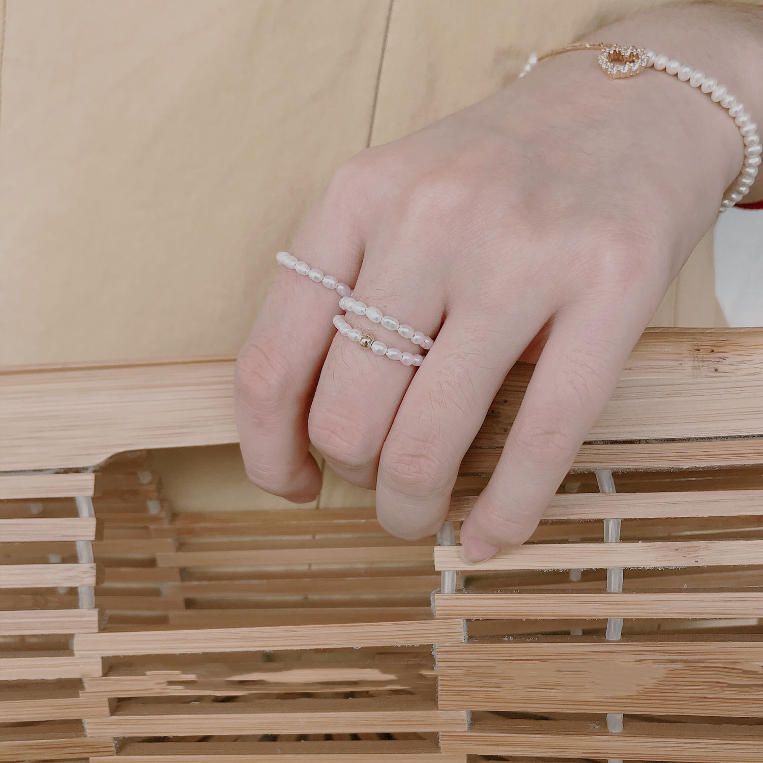 Natural White Small Rice-shaped Beads Freshwater Pearl Elastic String Ring
