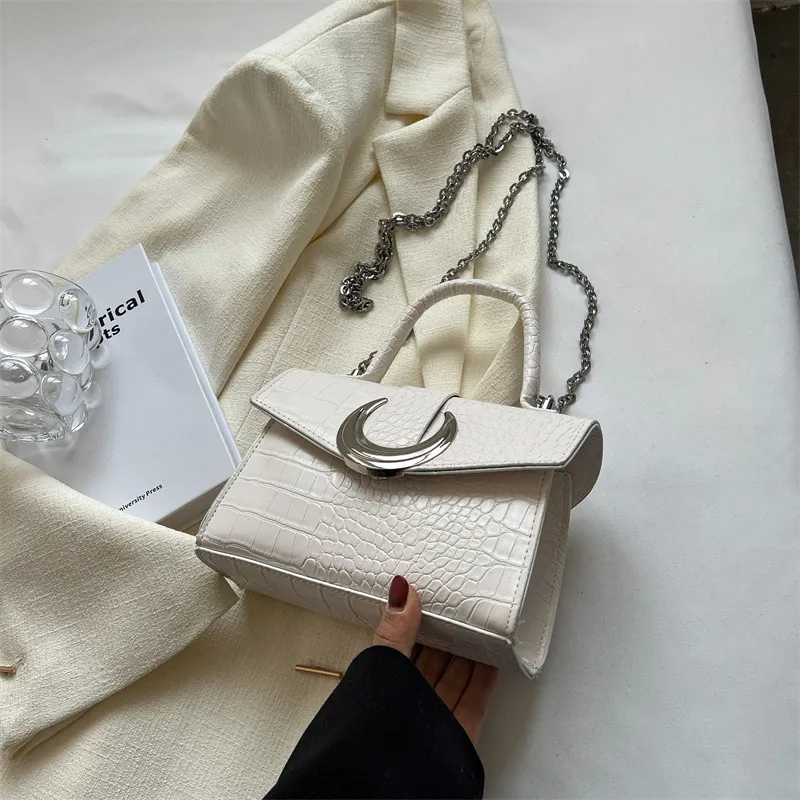 Retro Casual Crossbody Women's Fashion Shoulder Bag - White