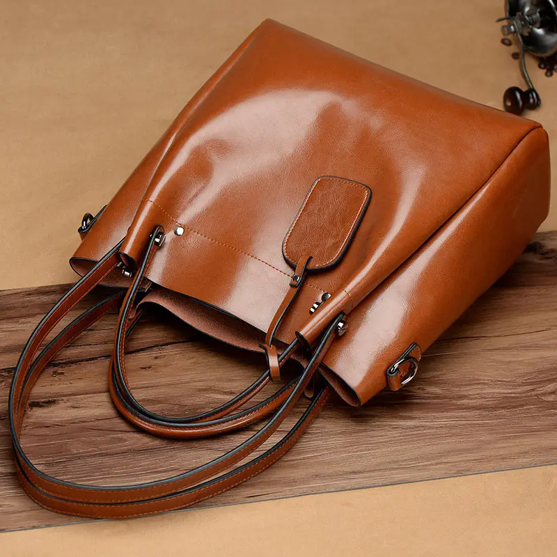 Women's Fashion Simple Portable Oil Wax Cattle