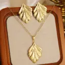 Stainless Steel Heart Bow Flower Necklace And Earrings Set view 8